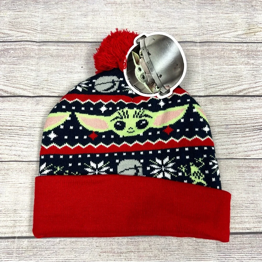 Star Wars Mandalorian Baby Yoda Grogu Holiday Knit Beanie Hat NWT Christmas